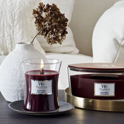 Medium WoodWick Scented Soy Candle - Black Cherry