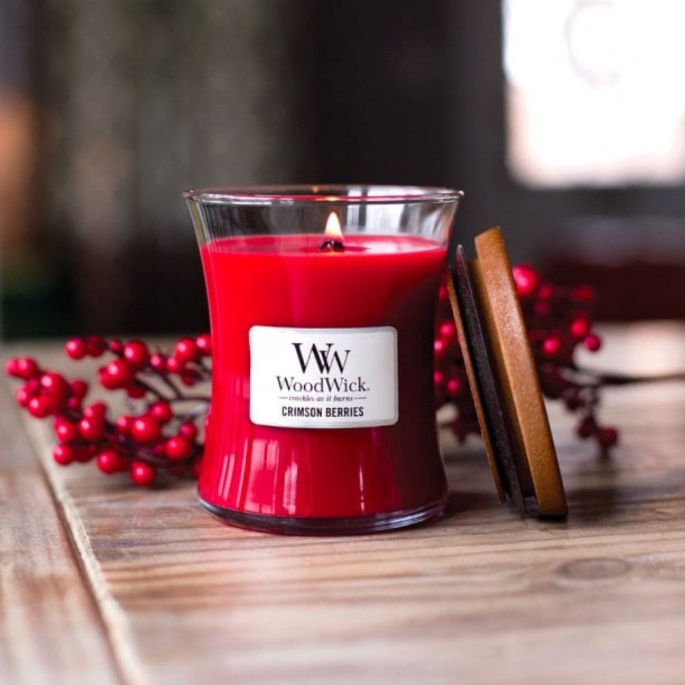 Medium WoodWick Scented Soy Candle - Crimson Berries