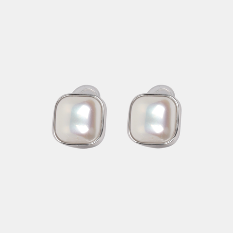 Julia Earrings - Pearl/Silver