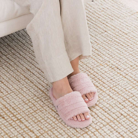 SnuggUps Women's Open Toe Blush