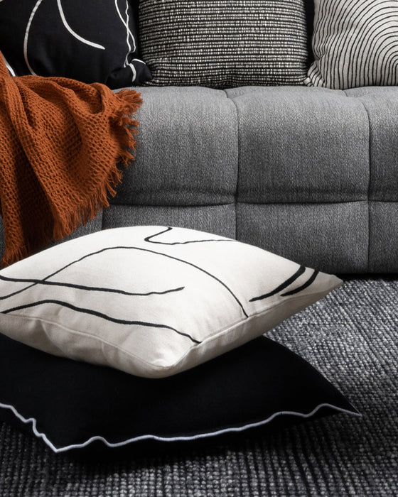 Alejandro Cushion