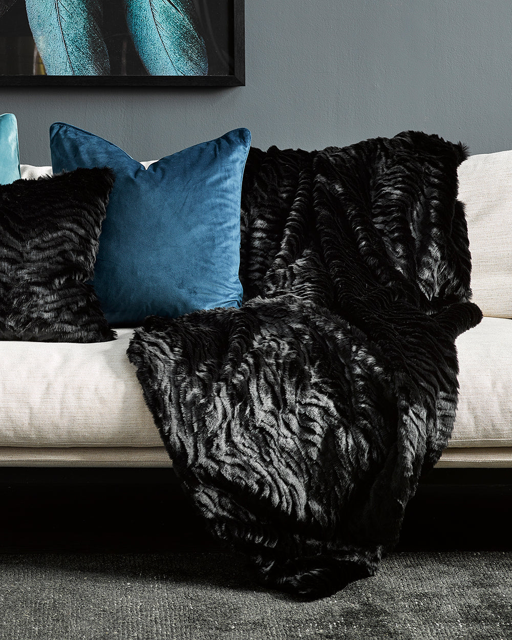 Black Tiger Throw