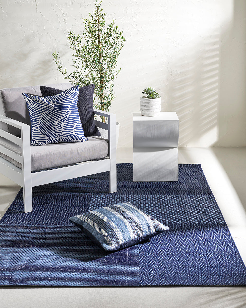 Contours Navy Cushion