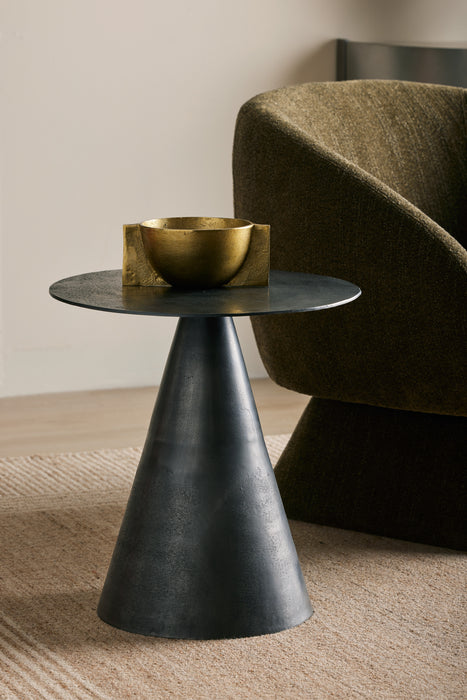 Lucca Swivel Chair