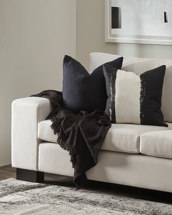 Lily Black Throw