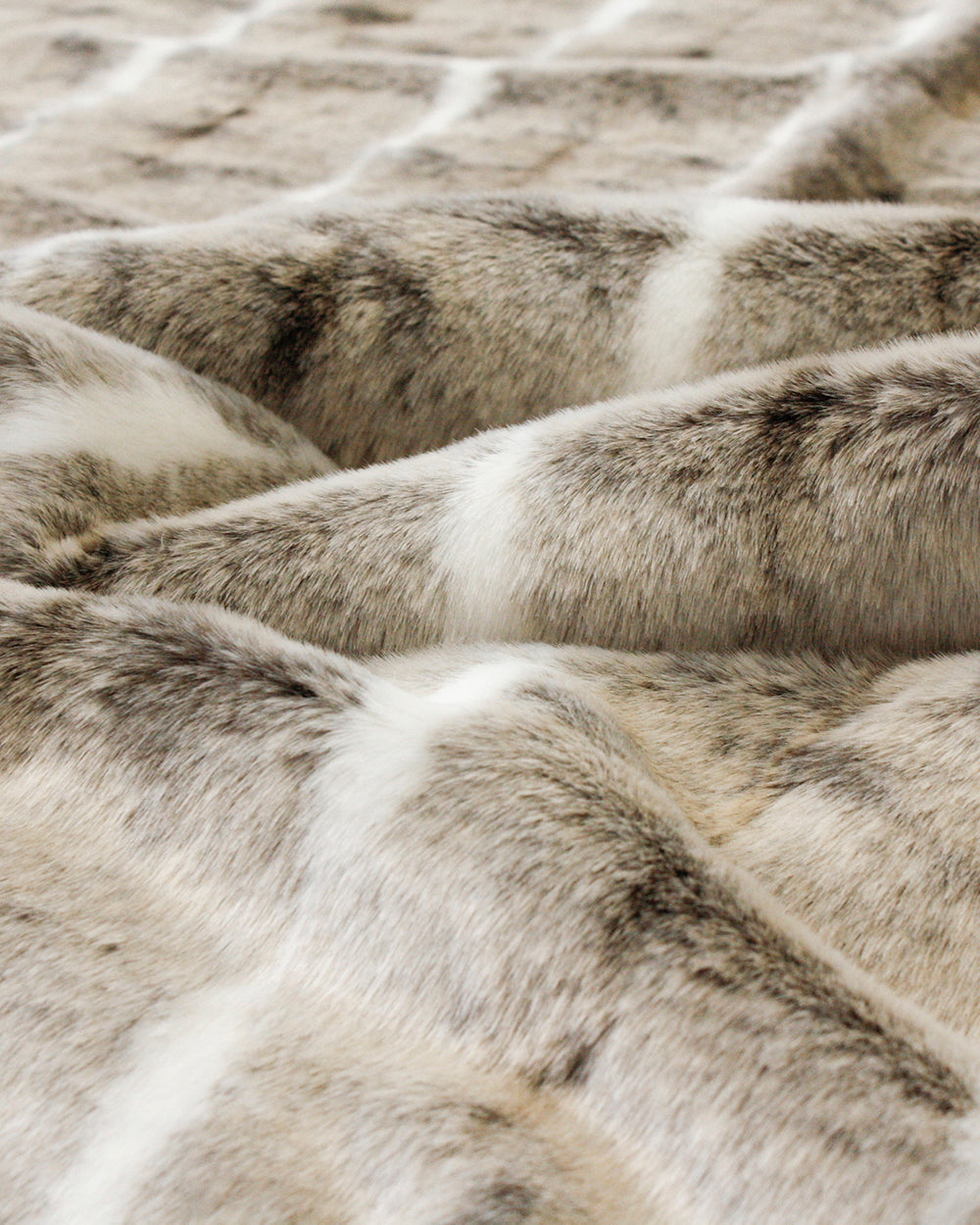 Mountain Rabbit Throw