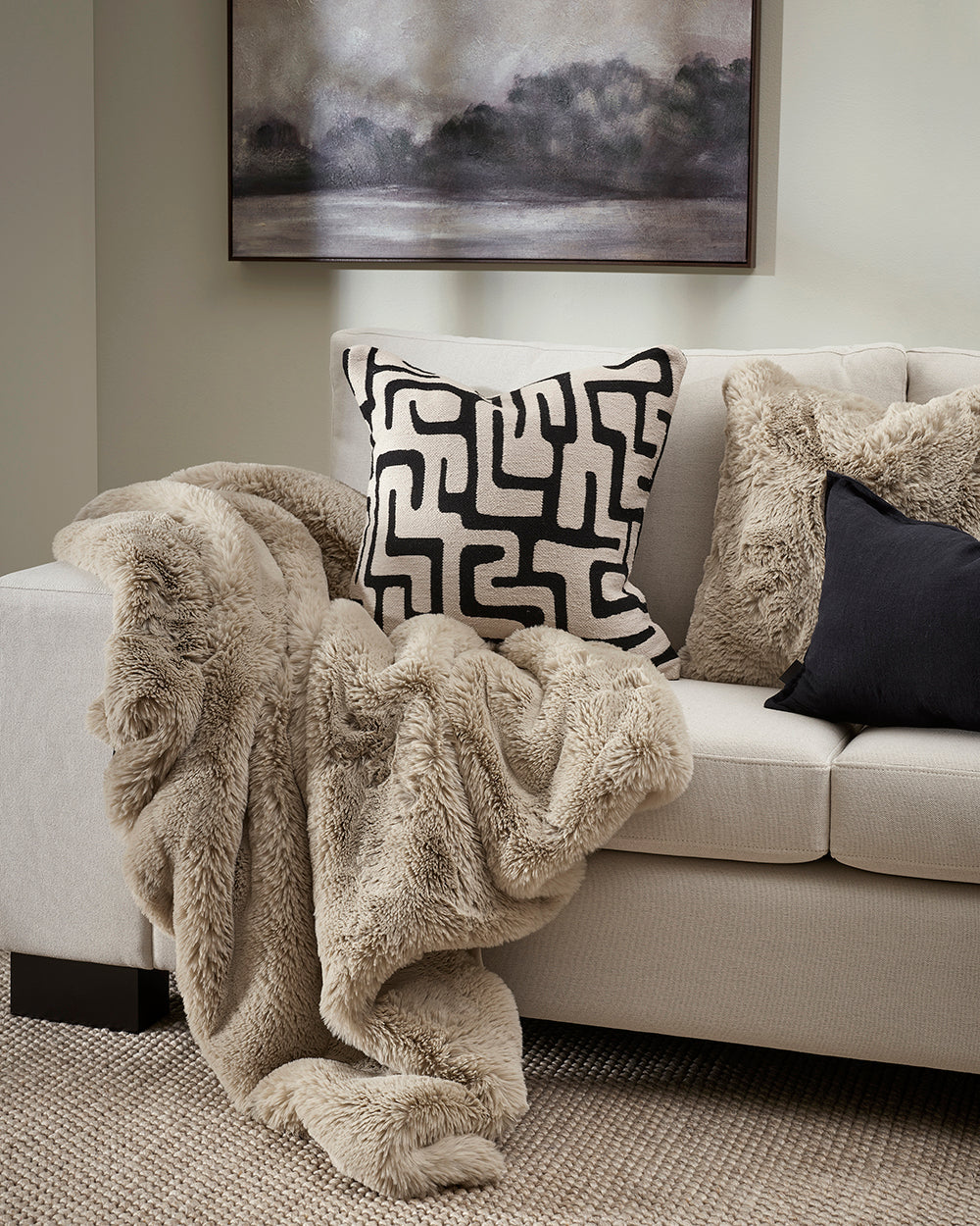 Pelage Taupe Throw