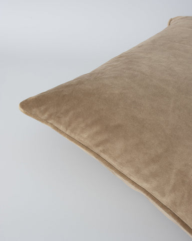 Quattro Cushion