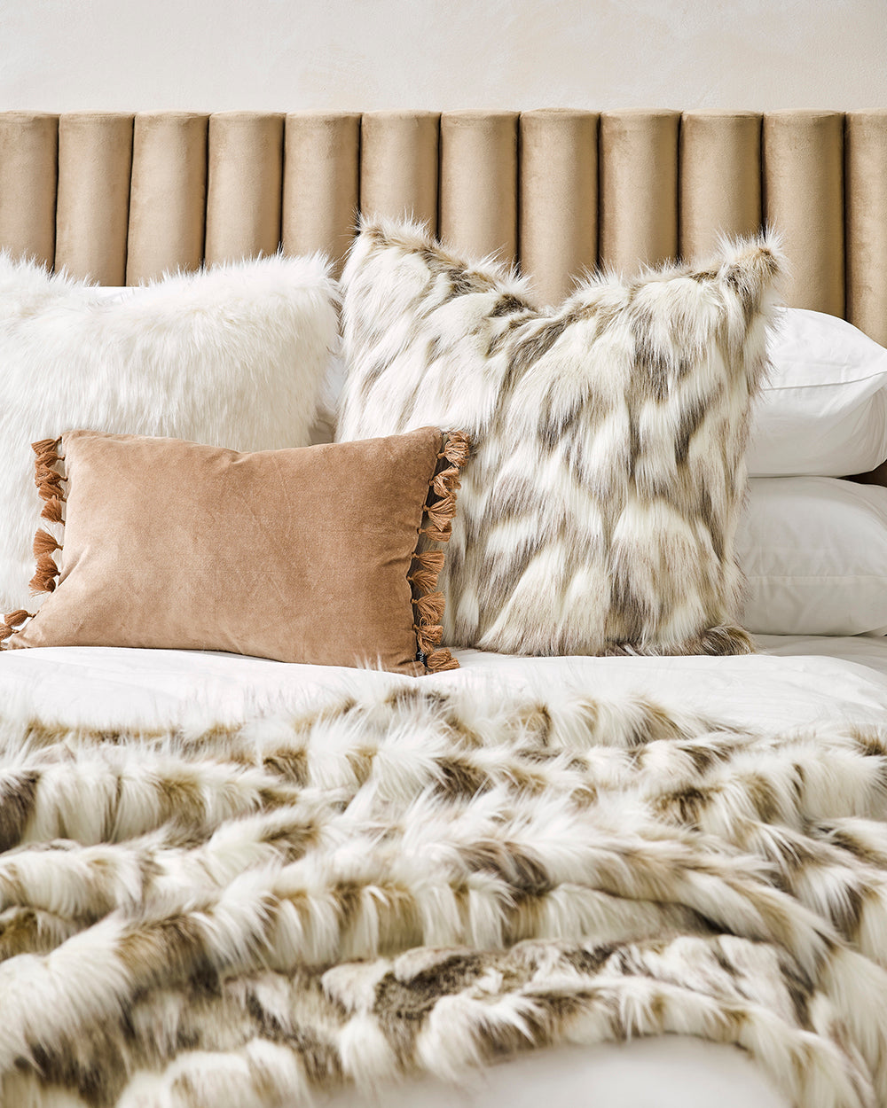 Snowshoe Hare Throw